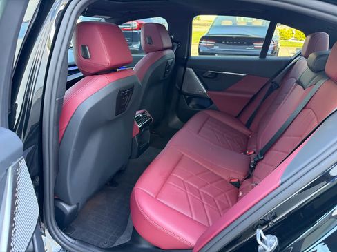 Certified 2024 BMW 540i xDrive w/ Premium Package AWD/4WD image 10
