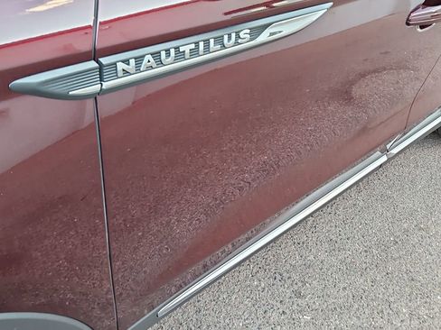 Used 2021 Lincoln Nautilus Reserve w/ Equipment Group 201A image 24