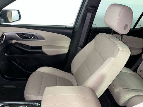 Used 2023 Chevrolet Traverse LS w/ LPO, Floor Liner Package AWD/4WD image 27