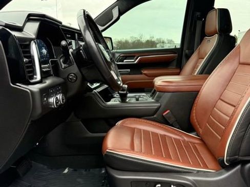 Used 2024 GMC Sierra 1500 Denali Ultimate image 18