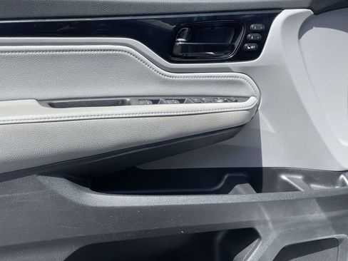Used 2023 Honda Odyssey Touring image 21