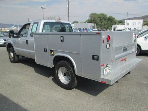 Used 2016 Ford F350 XL w/ Power Equipment Group image 4