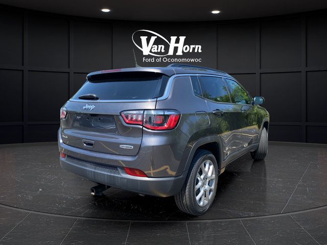 Used 2022 Jeep Compass Latitude AWD/4WD image 7