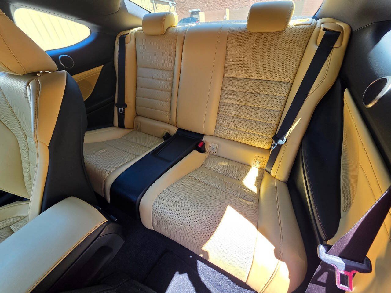 Used 2015 Lexus RC 350 w/ Luxury Package RWD image 15