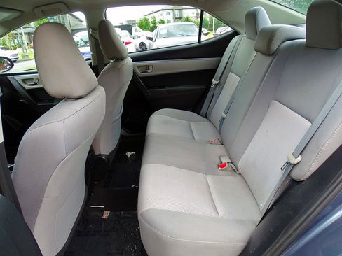 Used 2014 Toyota Corolla LE FWD image 29