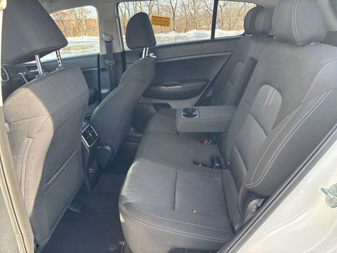Used 2022 Kia Sportage LX image 21