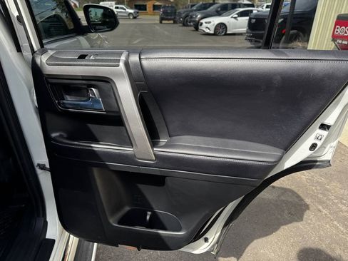 Used 2019 Toyota 4Runner 4WD image 30