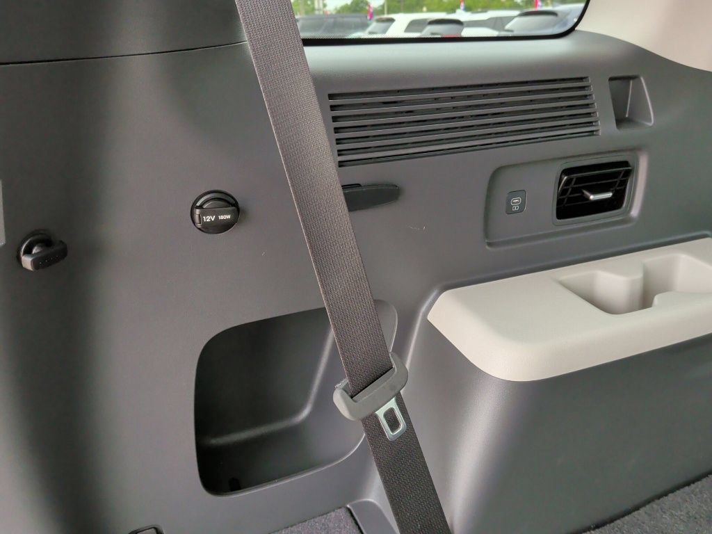 Used 2026 Hyundai Santa Fe SEL FWD image 38