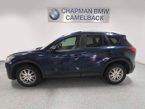 Used 2016 MAZDA CX-5 Touring w/ Touring Technology Package FWD image 4