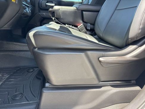 Used 2020 GMC Sierra 2500 4x4 Crew Cab w/ Convenience Package image 28