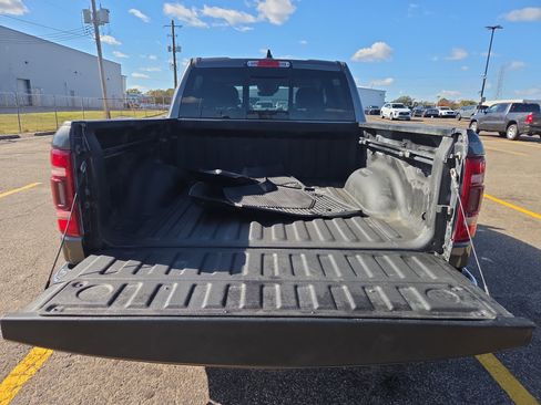 Used 2022 RAM 1500 Laramie image 9
