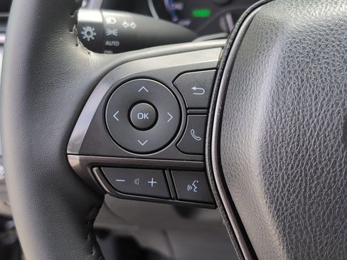 Certified 2024 Toyota Camry SE FWD image 19