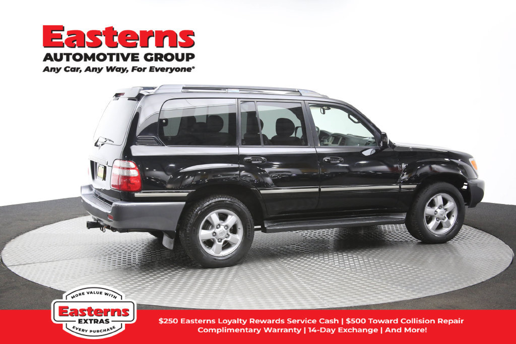 Used 2005 Toyota Land Cruiser w/ Convenience Pkg AWD/4WD image 47