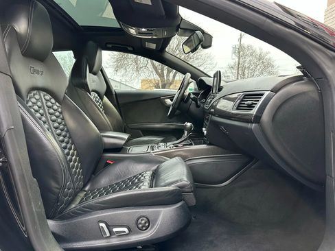 Used 2017 Audi RS 7 Performance w/ Driver Assistance Package image 32
