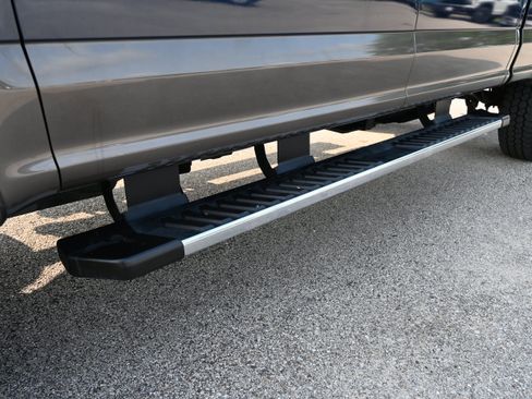 Used 2019 Ford F250 Lariat w/ Lariat Value Package AWD/4WD image 10