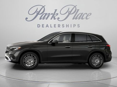Used 2026 Mercedes-Benz GLC 300 image 6