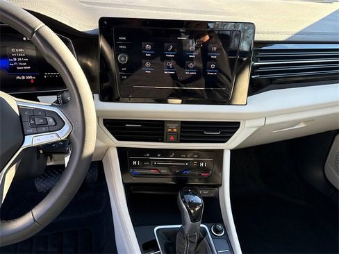 Certified 2025 Volkswagen Jetta S image 17