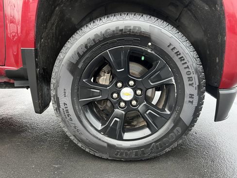 Used 2019 Chevrolet Colorado Z71 image 11