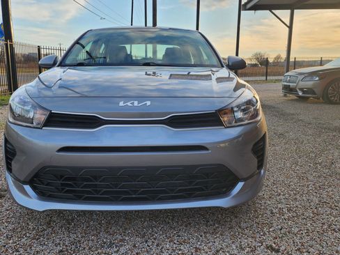 Used 2022 Kia Rio S image 4