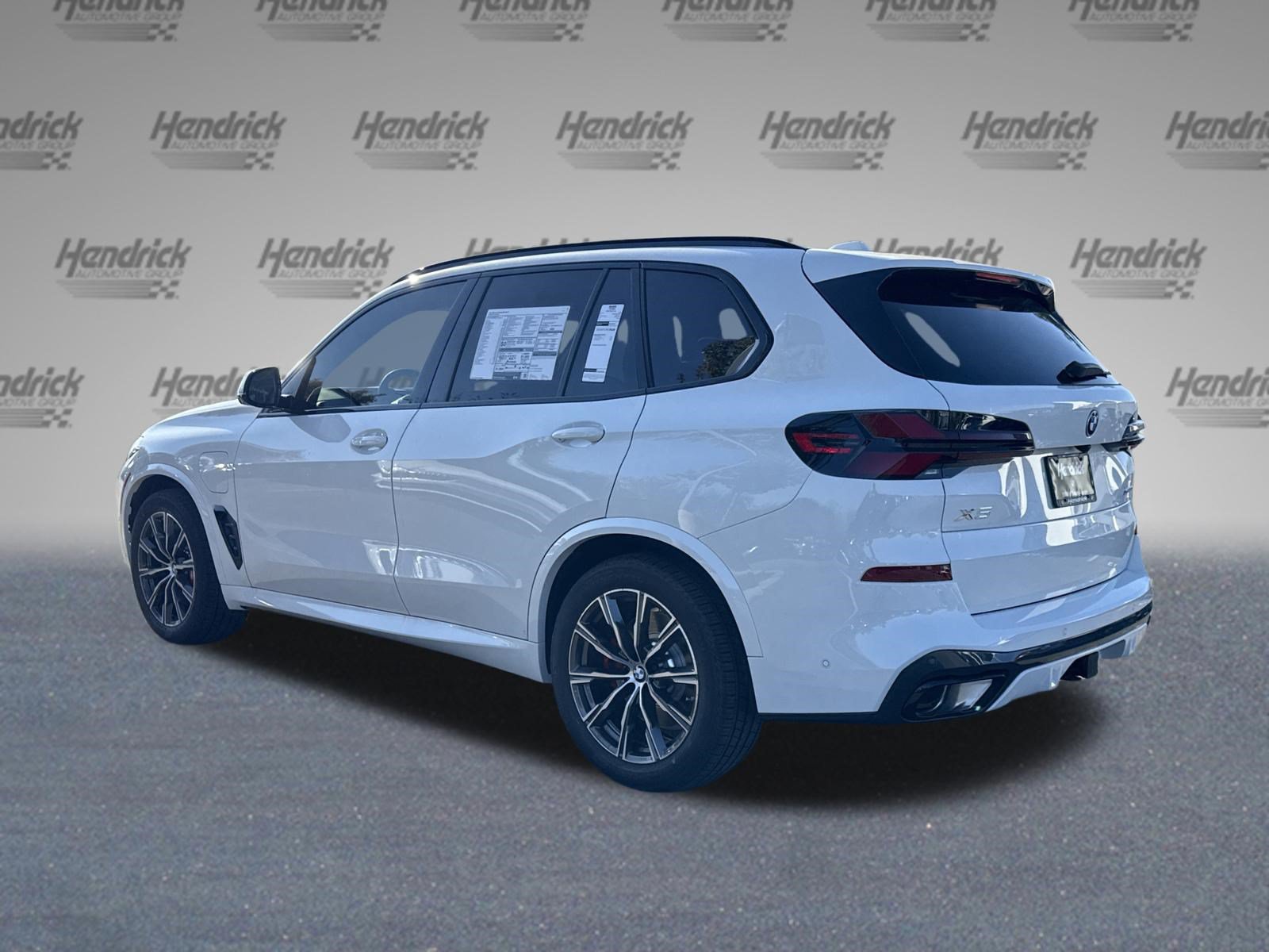 Used 2026 BMW X5 xDrive50e w/ Executive Package AWD/4WD image 7