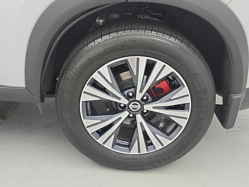 Certified 2021 Nissan Rogue SV AWD/4WD image 31