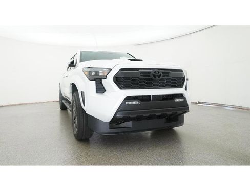 New 2025 Toyota Tacoma TRD Sport image 30