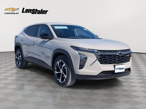 New 2026 Chevrolet Trax RS image 4