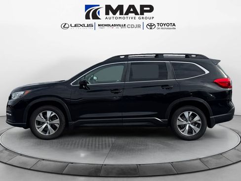 Used 2021 Subaru Ascent Premium w/ Convenience Package image 2