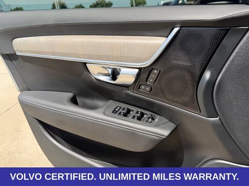 Certified 2025 Volvo V90 B6 Cross Country Ultra AWD/4WD image 25