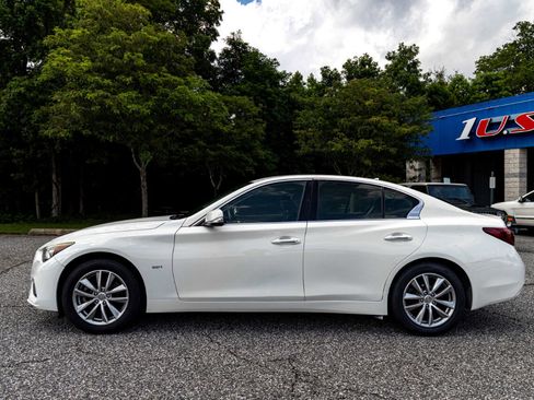 Used 2018 INFINITI Q50 Pure image 3