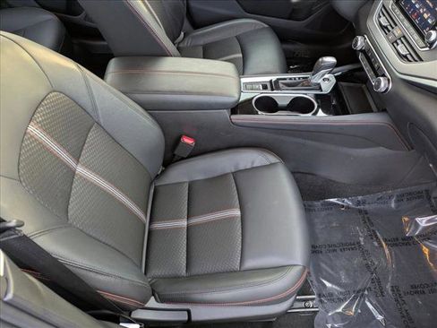 Used 2025 Nissan Altima 2.5 SR image 19