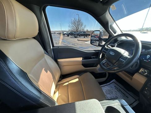 Used 2024 Ford F350 Lariat w/ Chrome Package image 10
