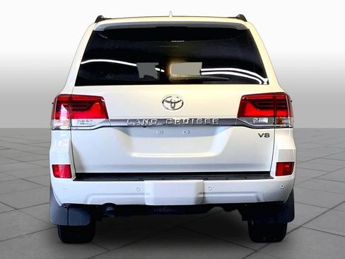 Used 2019 Toyota Land Cruiser AWD/4WD image 5