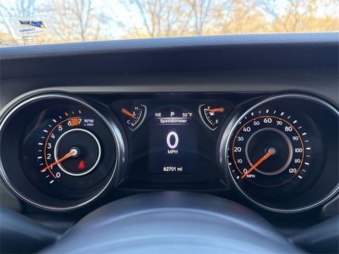 Used 2020 Jeep Wrangler Sport image 15