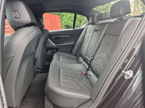Used 2025 BMW 540i xDrive AWD/4WD image 10