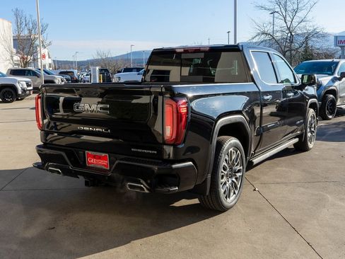 Used 2023 GMC Sierra 1500 Denali Ultimate image 7