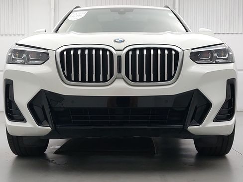 Used 2024 BMW X3 sDrive30i w/ Premium Package w/ZPA RWD image 10