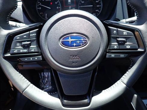 Used 2025 Subaru Forester Premium AWD/4WD image 18