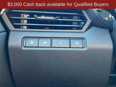 New 2025 Nissan Altima 2.5 SV w/ SV Premium Package image 30