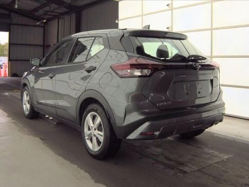 Used 2024 Nissan Kicks S image 4