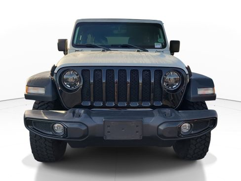 Used 2022 Jeep Wrangler Unlimited Sport image 2