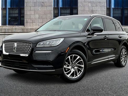 Used 2022 Lincoln Corsair Standard w/ Equipment Group 101A image 2