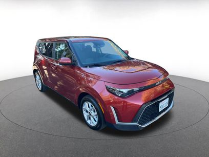 Used 2025 Kia Soul LX w/ LX Technology Package