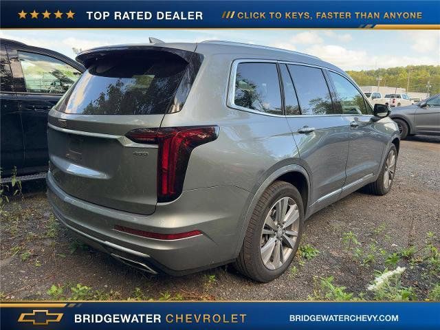 Used 2024 Cadillac XT6 Premium Luxury w/ Technology Package AWD/4WD image 4
