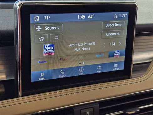 Used 2022 Lincoln Corsair Reserve w/ Equipment Group 201A image 19