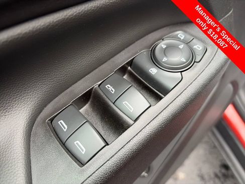 Used 2020 Chevrolet Equinox LT AWD/4WD image 19