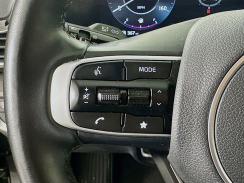 Certified 2025 Kia Sportage X-Pro AWD/4WD image 11