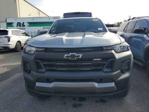 Used 2024 Chevrolet Colorado Trail Boss w/ Advanced Trailering Package image 2