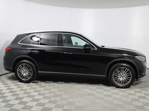 Used 2023 Mercedes-Benz GLC 300 4MATIC image 44