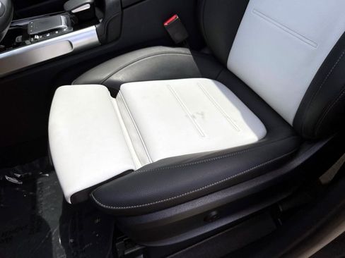 Certified 2023 Mercedes-Benz GLB 250 image 21